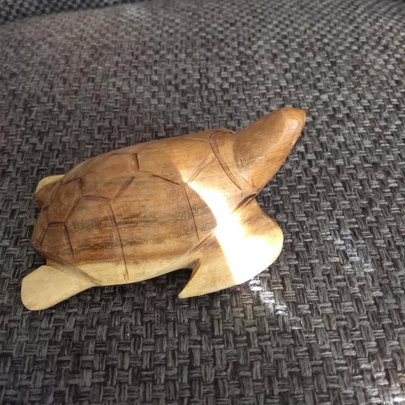 vintage 70s hand carved polished wood turtle tortoise figurine - Picture 2 of 7